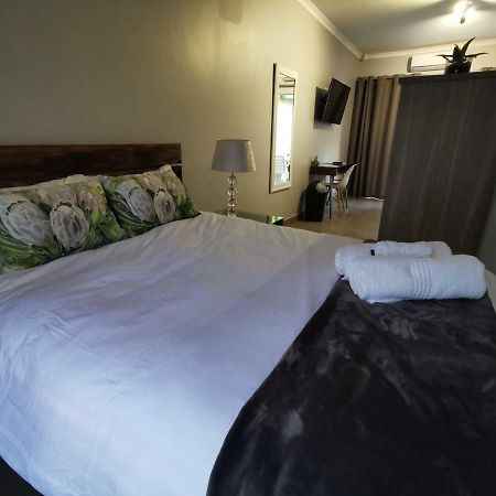Apartament Rosedene Bloemfontein Zewnętrze zdjęcie