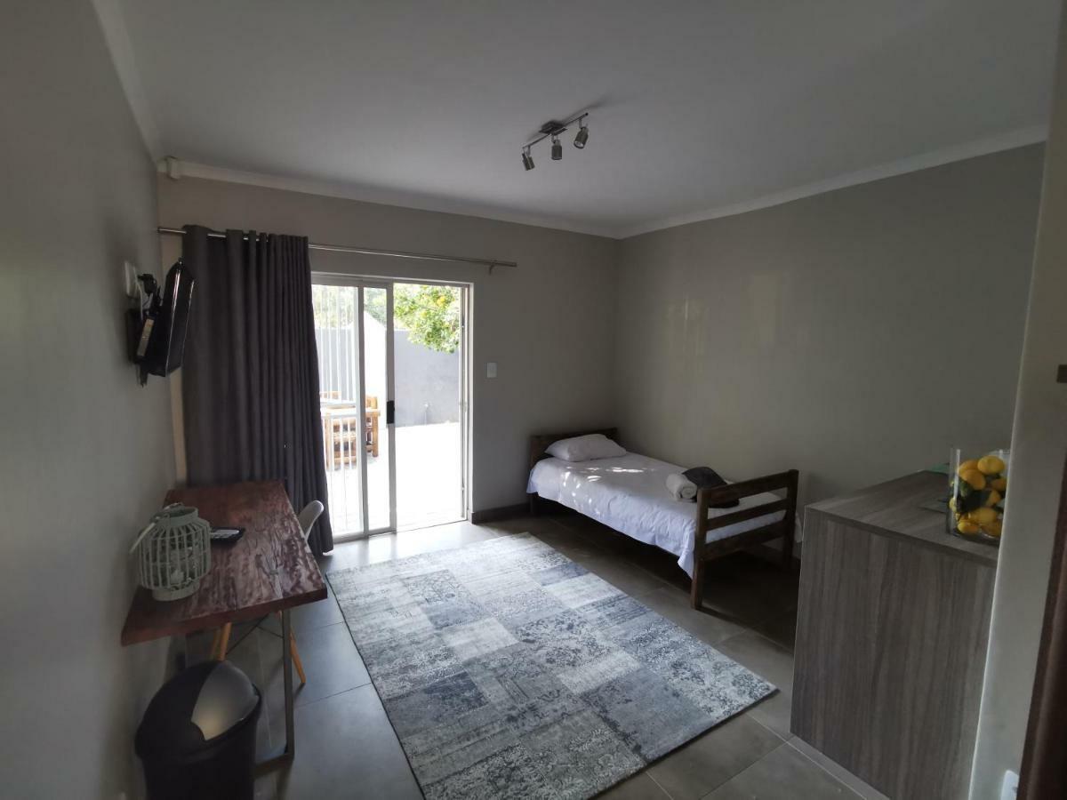 Apartament Rosedene Bloemfontein Zewnętrze zdjęcie
