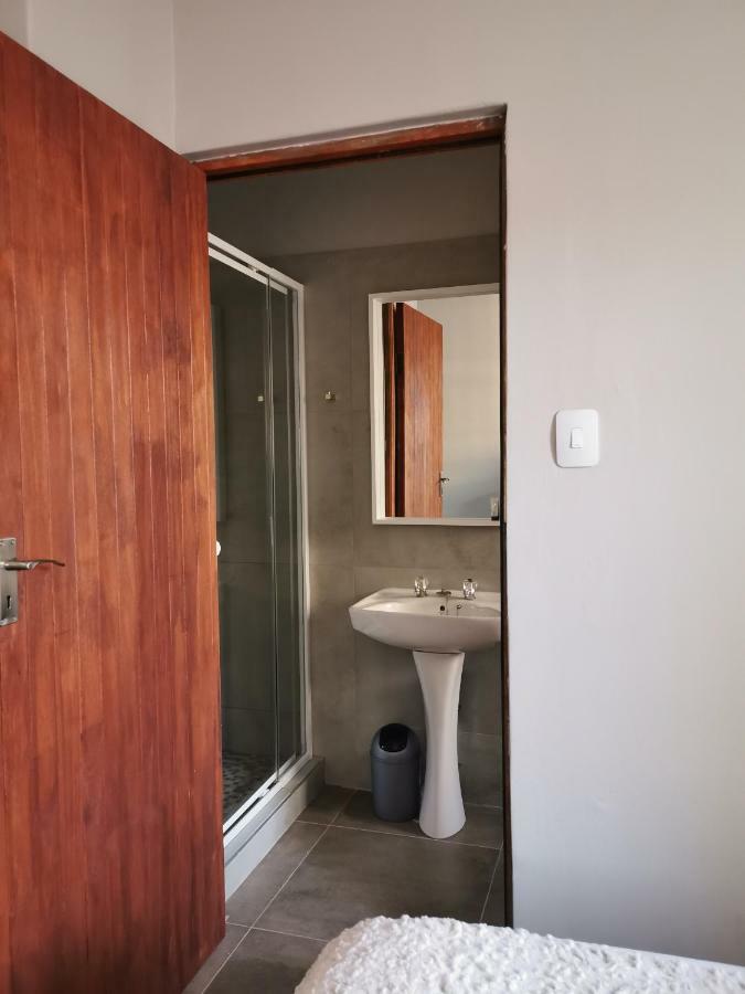 Apartament Rosedene Bloemfontein Zewnętrze zdjęcie